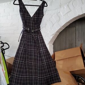 Sz 40 NwT $840 MRZ Black Sleeveless V-Neck A-Line Midi Dress